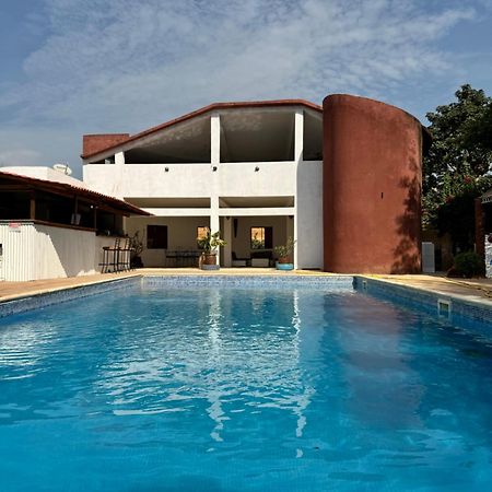 Hotel Kayzen House à Ngaparou Extérieur photo